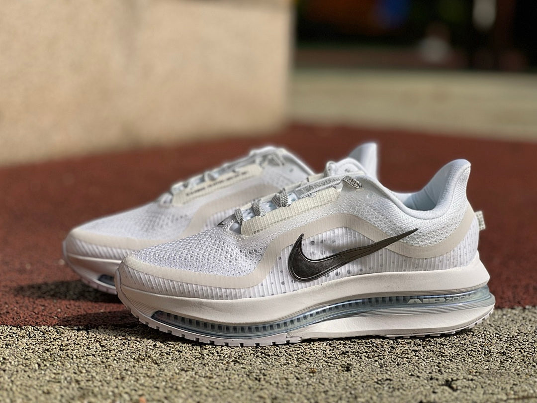 Nike Air Zoom Vomero 15 CU1855-101