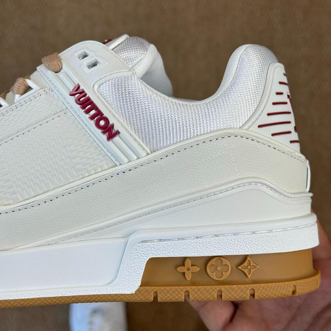 LV Trainer Sneaker 1A8Z51