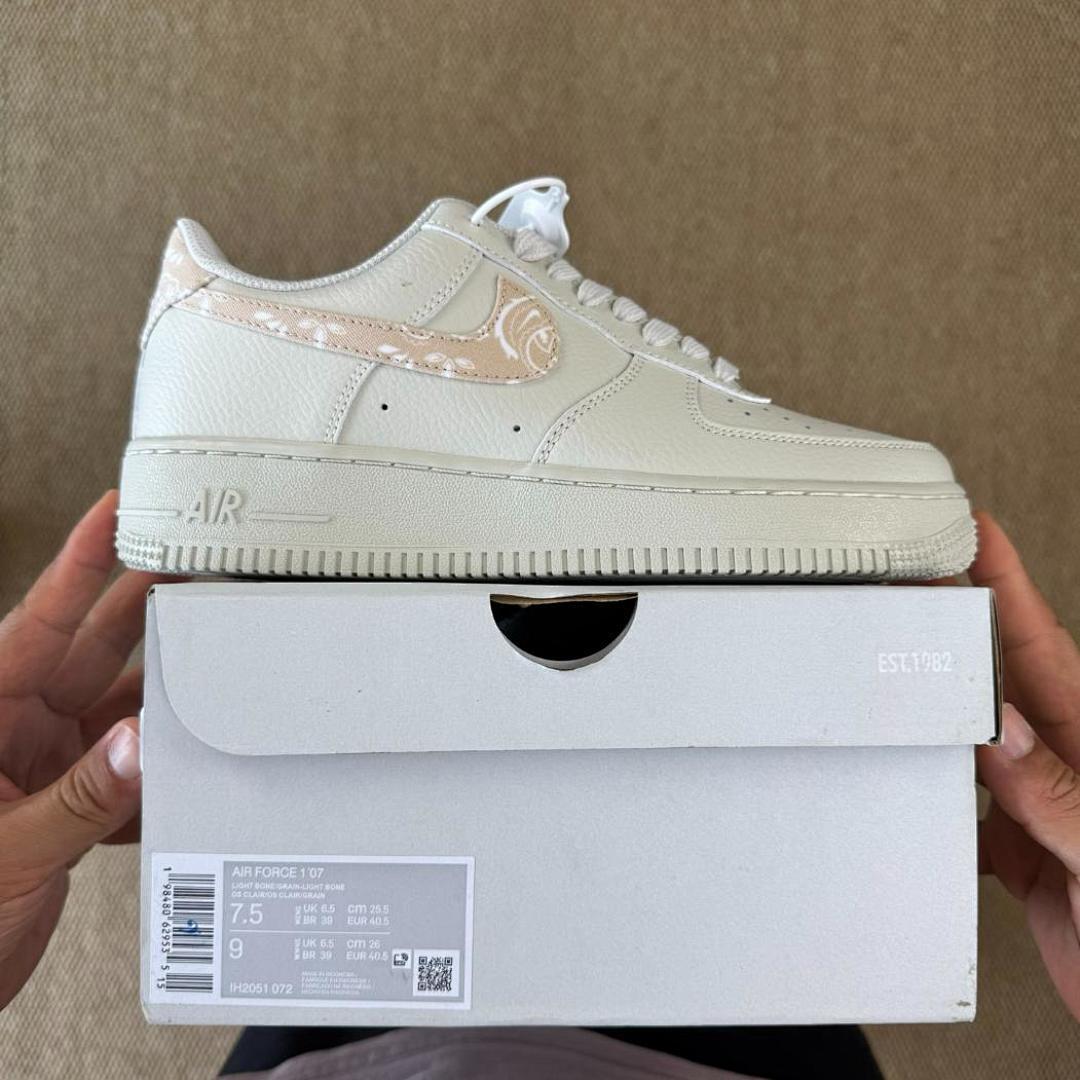 Nike Women's Air Force 1 Low 'Pink Paisley' White Pink Oxford DH4406-100