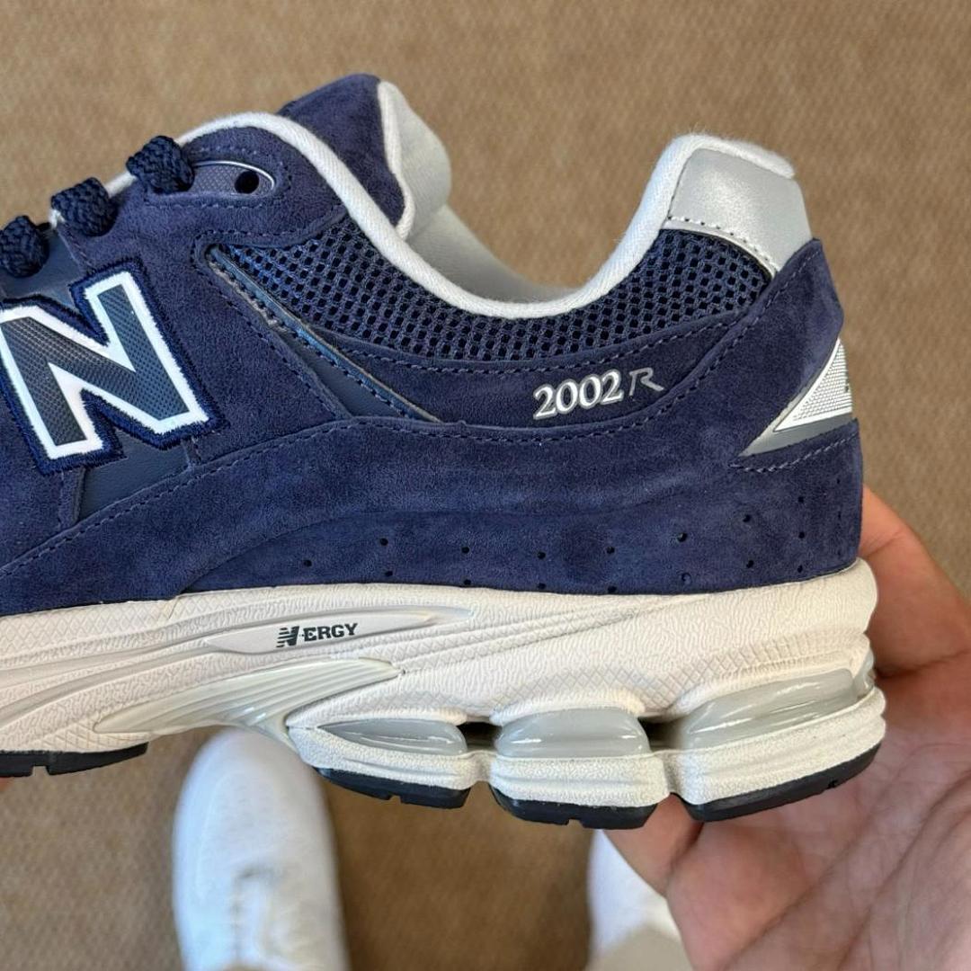 New Balance 2002R Dark Navy M2002RCA