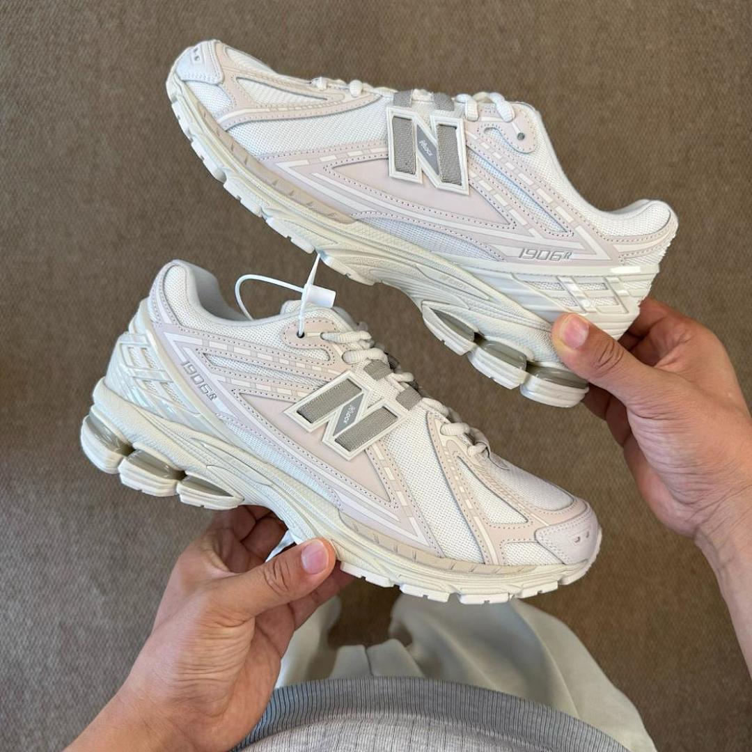 New Balance 1906R White Angora M1906RL