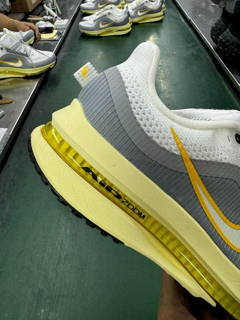 Nike Air Zoom Running Shoes White Grey Yellow