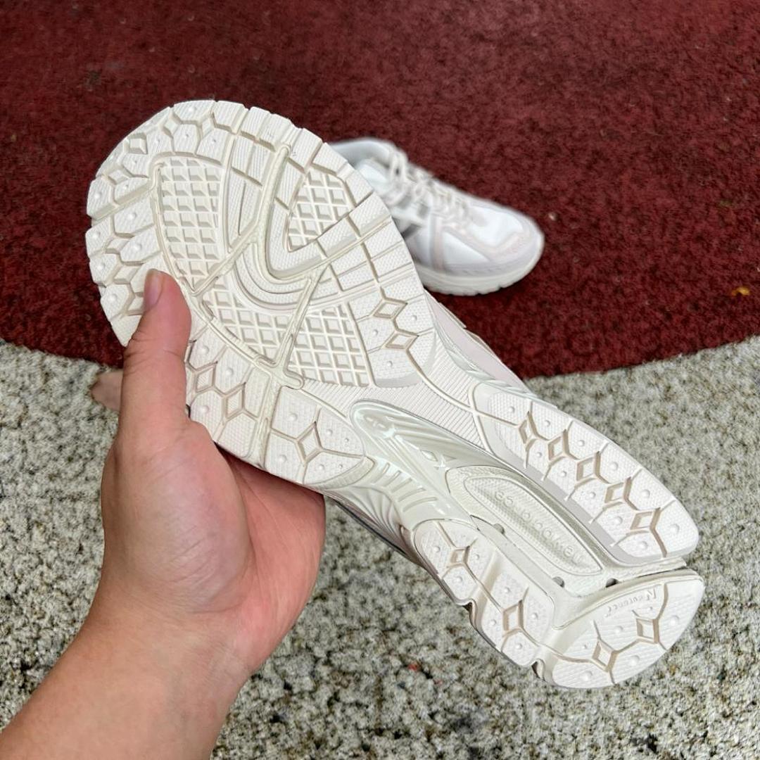 New Balance 1906R Angora M1906RA