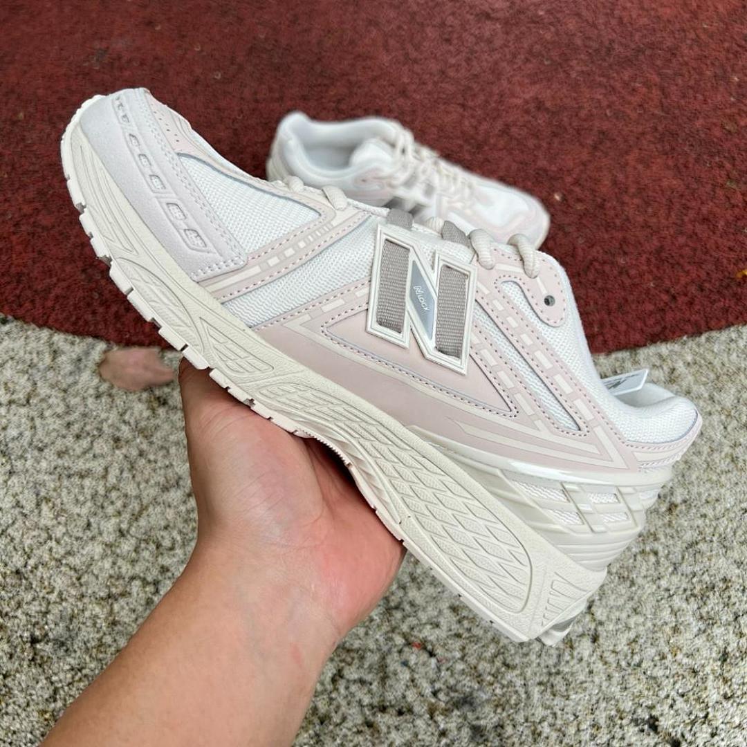 New Balance 1906R Angora M1906RA