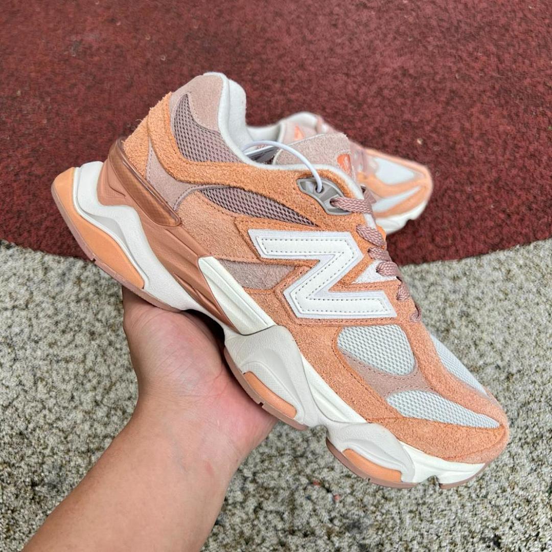New Balance 9060 Workwear U9060BRN