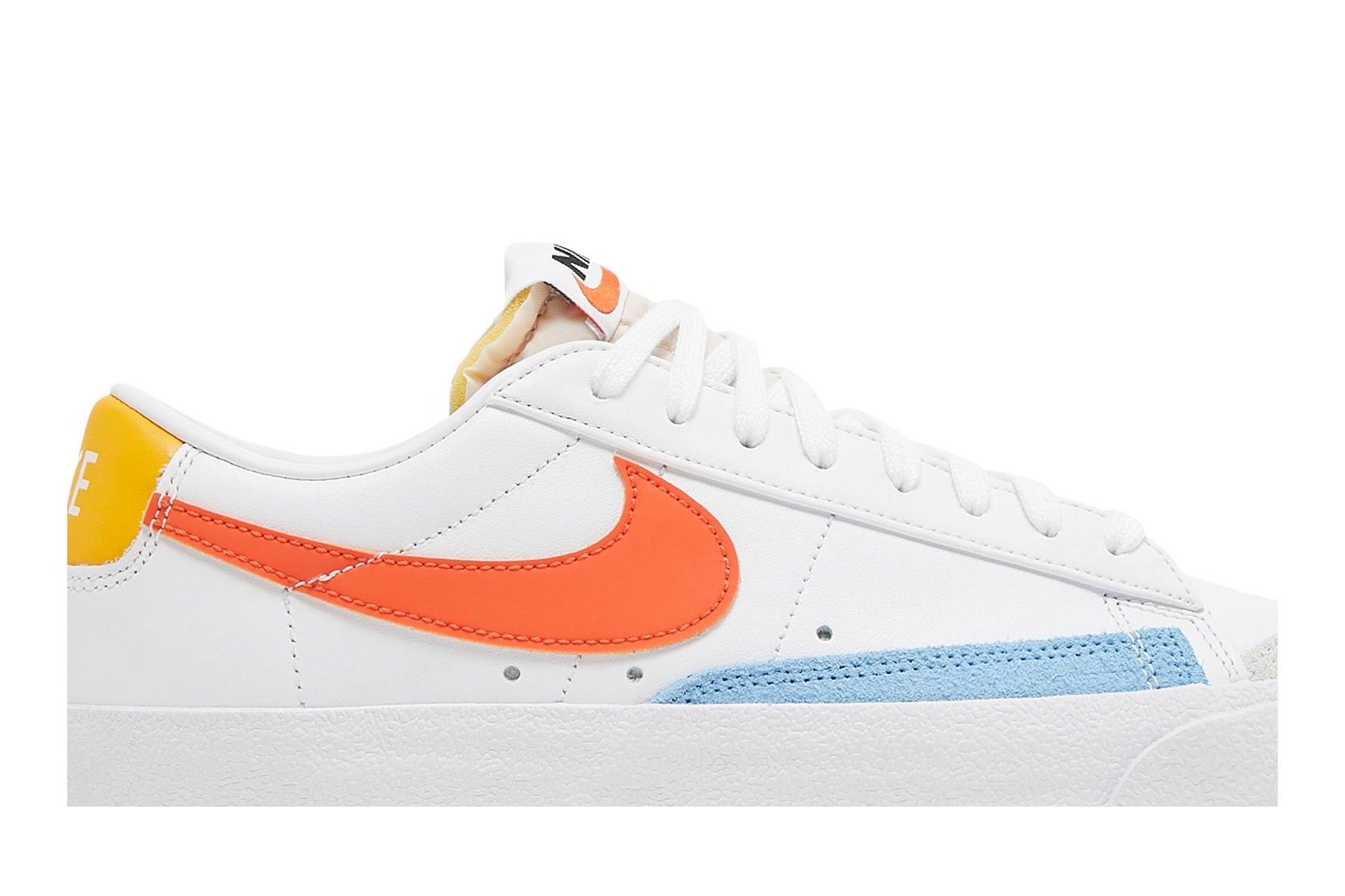 ( Women ) Nike Blazer Low '77 'White Orange' DC4769-105