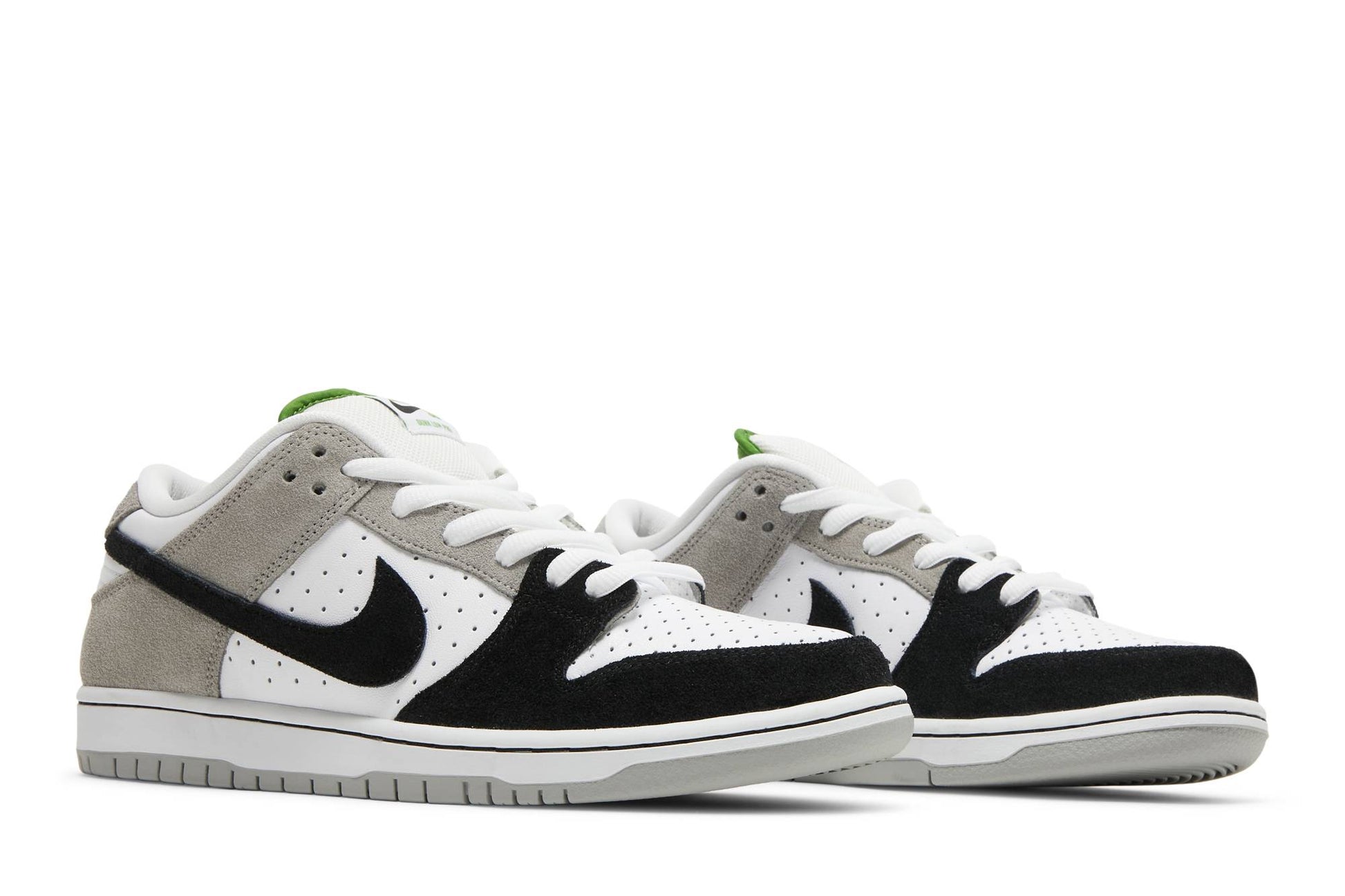 Nike SB Dunk Low Pro Chlorophyll BQ6817-011
