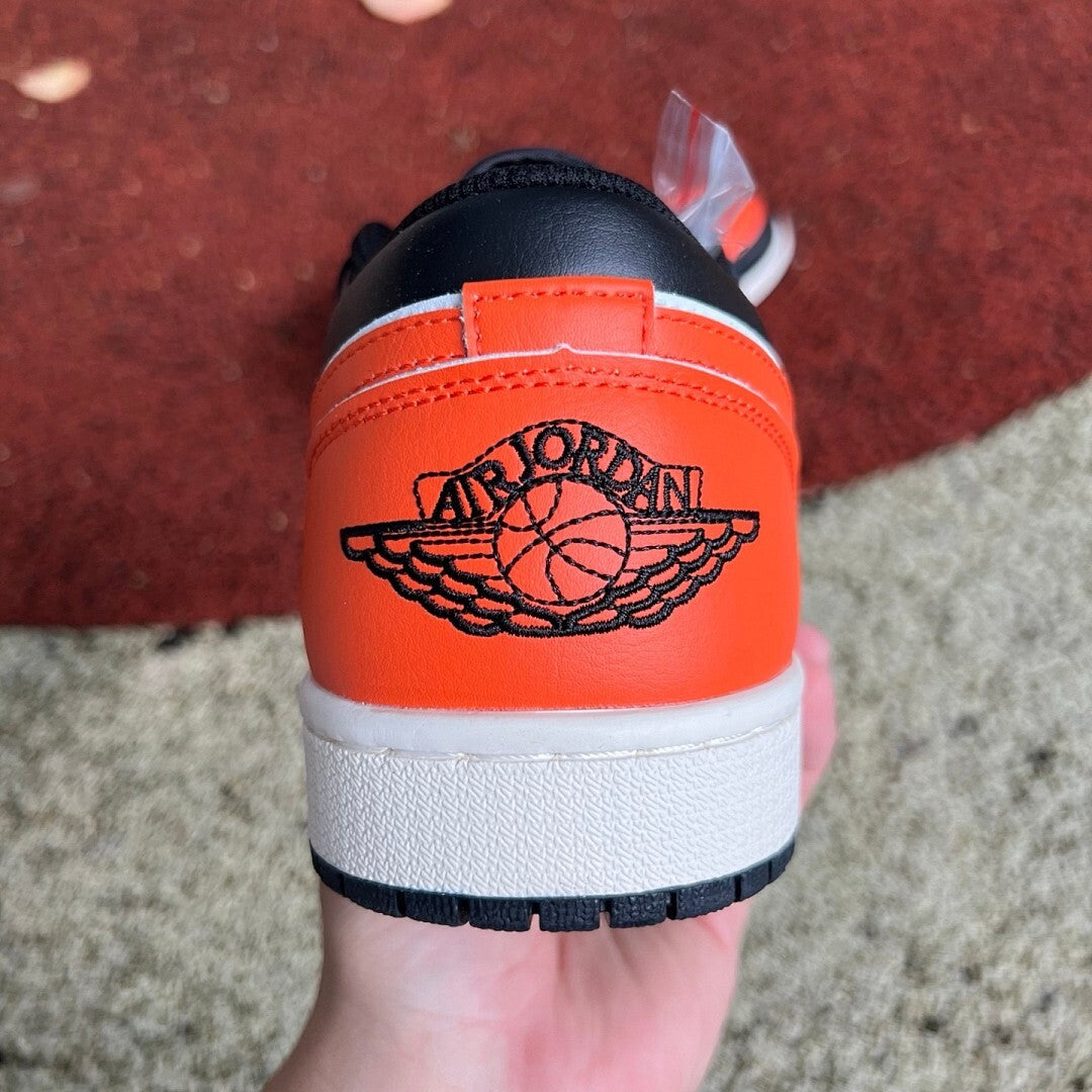Air Jordan 1 Low Starfish DC0774-100