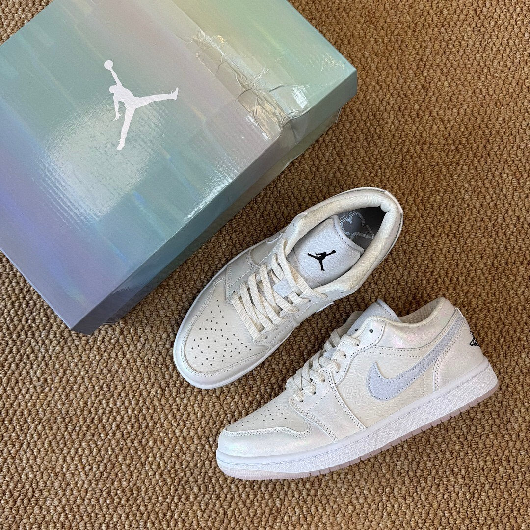 Air Jordan 1 Low SE White Iridescent Pink Foam Light Blue DX4376-180