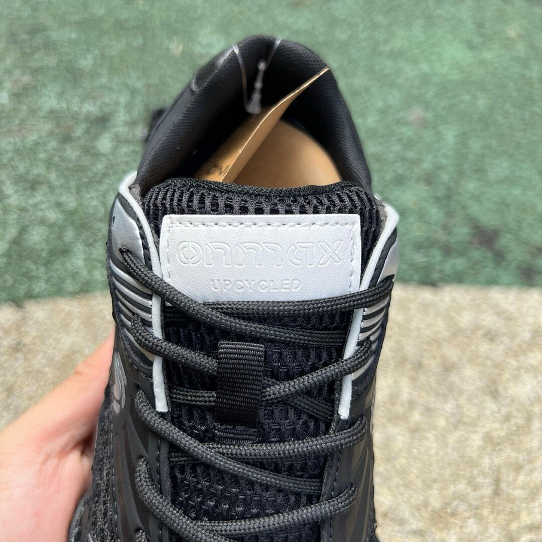 ONEMIX Men's X-Shaped Support Black Running Sport Sneakers