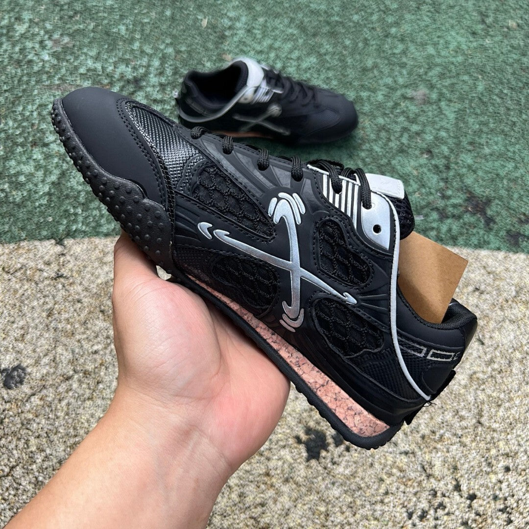 ONEMIX Men's X-Shaped Support Black Running Sport Sneakers