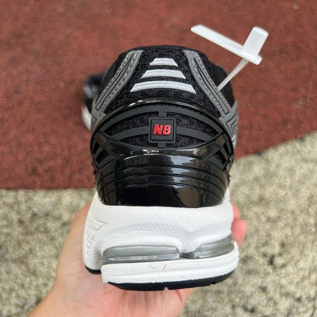 New Balance 1906R Black Grey