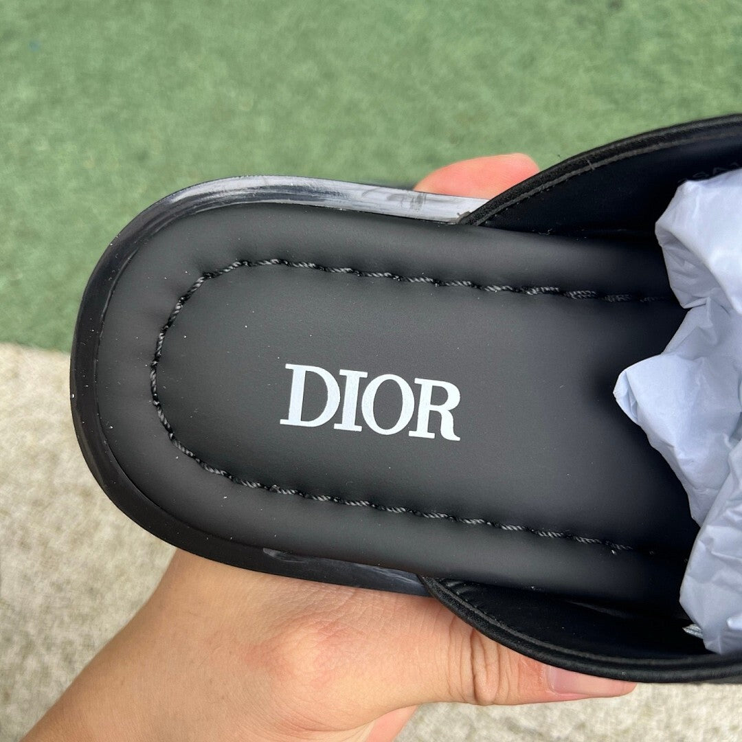 Dior Atlas Thong Sandal in Black Dior Oblique Jacquard