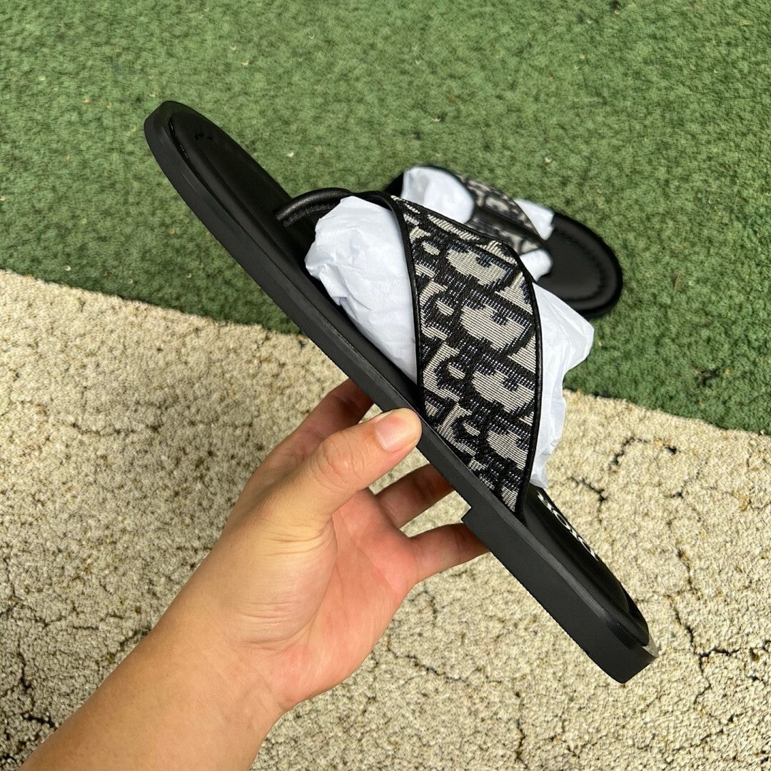 Dior Oblique Thong Sandal