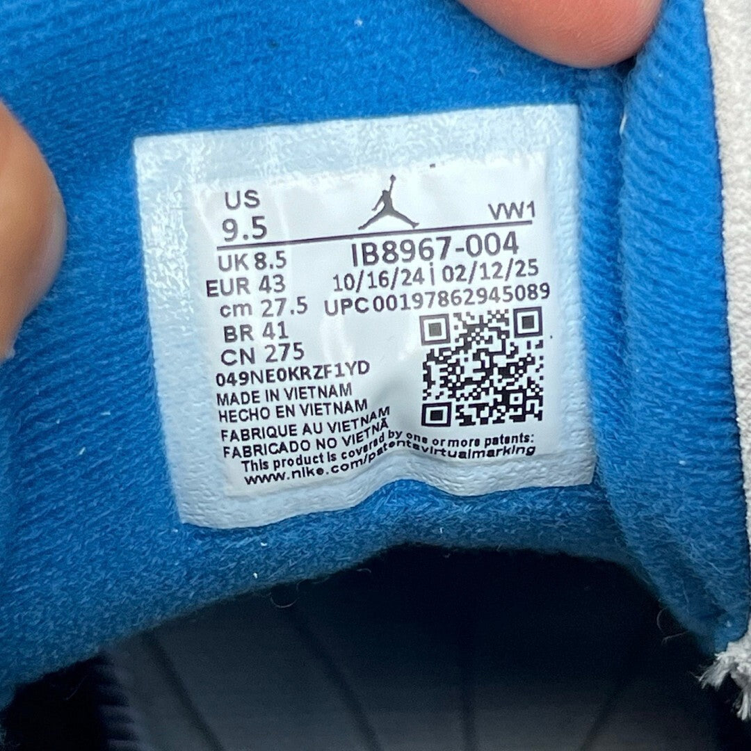 Air Jordan 3 Retro Black Cement Blue Sail