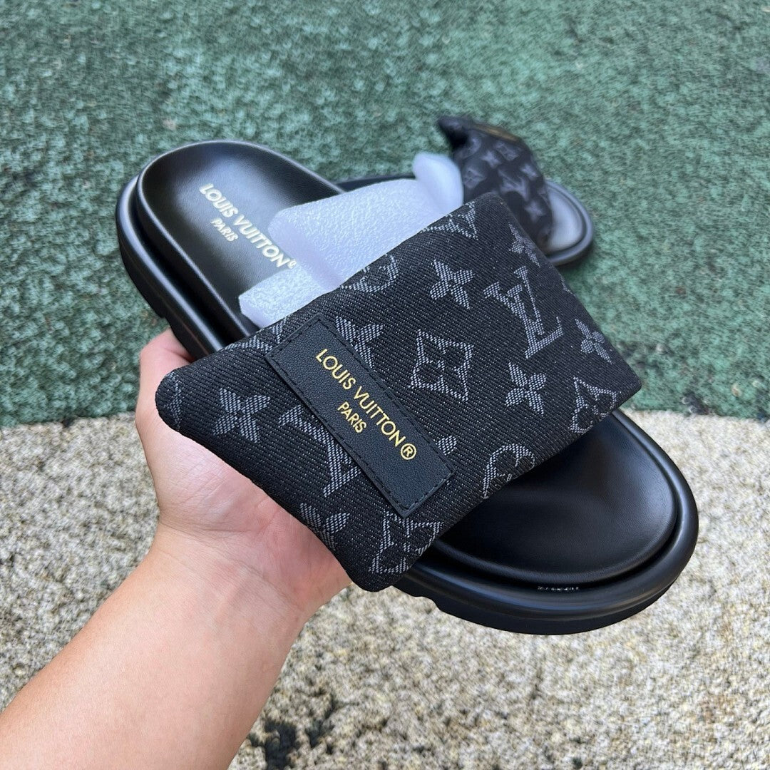 Louis Vuitton LV Sunset Flat Comfort Mule Monogram Jacquard Denim 1AAV0L