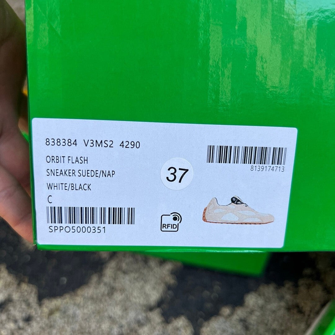 CD Retro Runner Sneakers Khaki Beige Black Gum Sole
