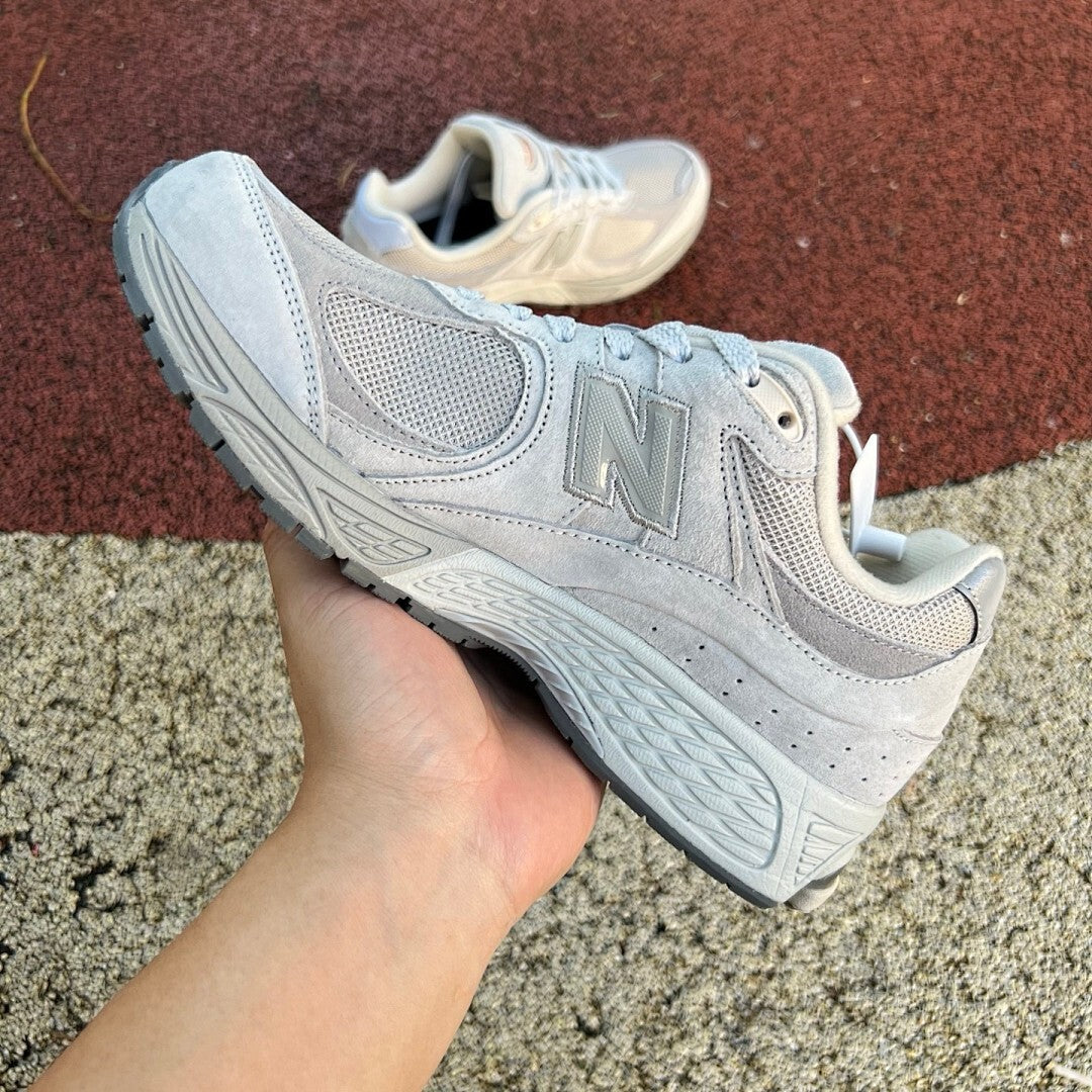 New Balance 2002R Rain Cloud M2002RCD