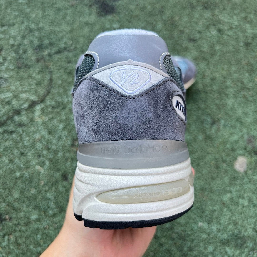 Kith x New Balance 992 "Kithmas" Anthracite Teal M992KH