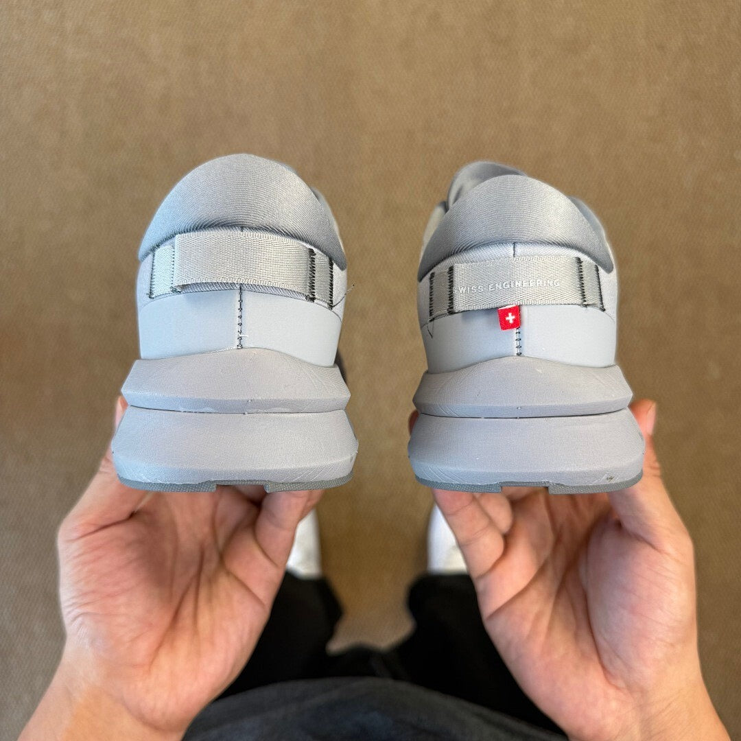 On Cloudmonster Undyed Running Shoes