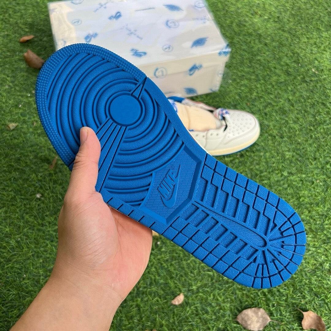 Travis Scott x Fragment x Air Jordan 1 Low OG DM7866-140