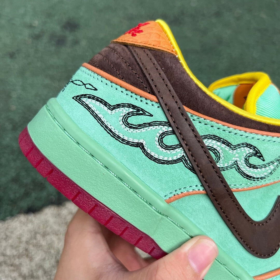 Nike SB Dunk Low Pro Green Tea Ruyi Cloud