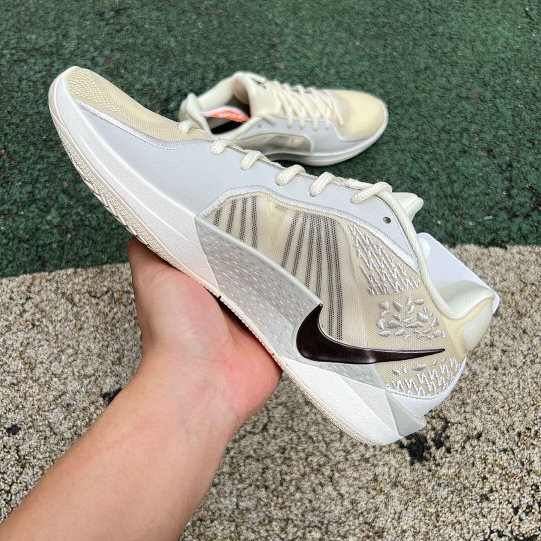 Nike Kobe 8 Protro Sail Dark Cinder
