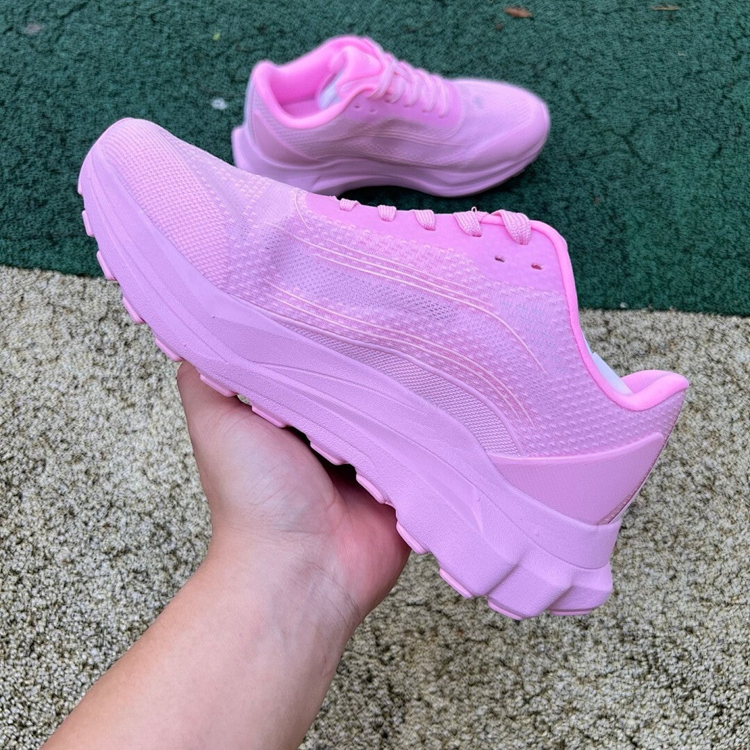 Alo Restorative Sneaker Aura Pink