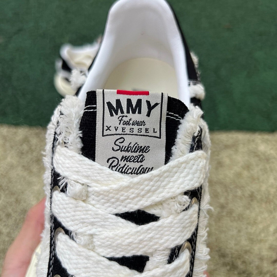 Maison Mihara Yasuhiro Blakey Original Sole Low-top Sneaker Black A02FW703