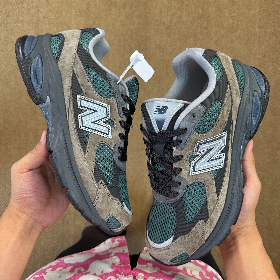 New Balance 2002R 'Nightwatch Green' M2002RDD
