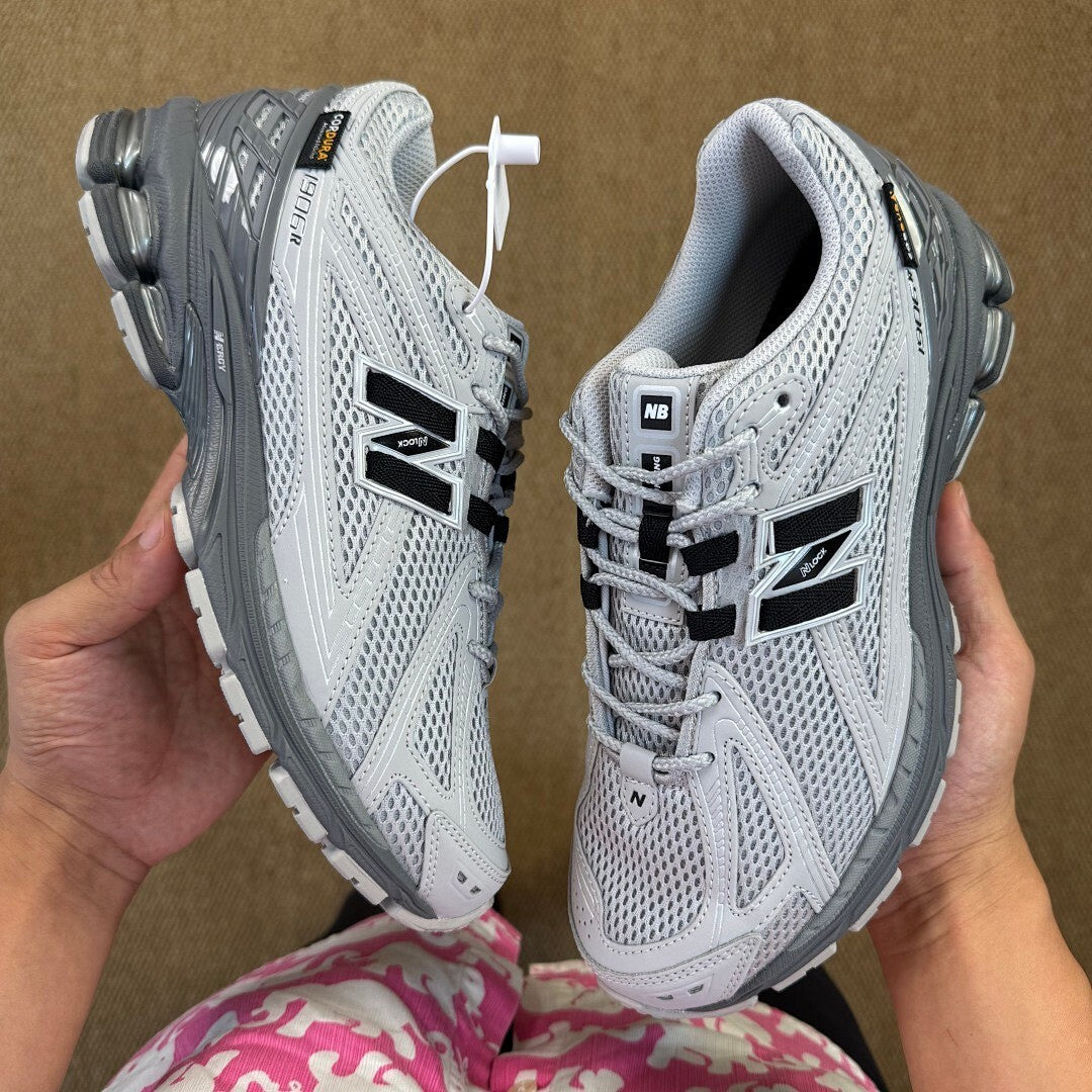 New Balance 1906R Cordura Silver Metallic M1906RCD