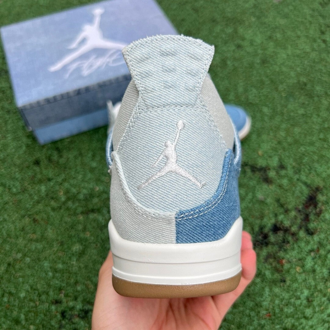 Air Jordan 4 Retro Light Blue Denim White Gum