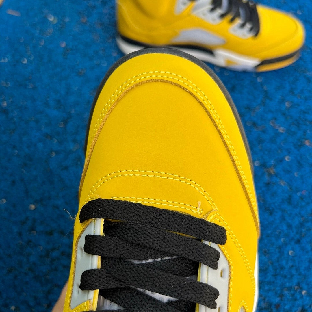 Air Jordan 5 Retro SP 'Michigan' Varsity Maize CQ9549-704