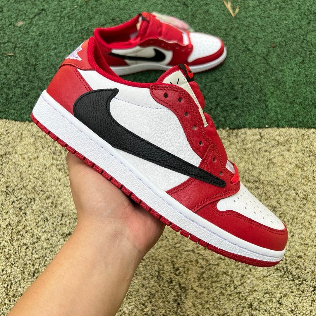 Nike Air Jordan 1 Low Travis Scott Chicago