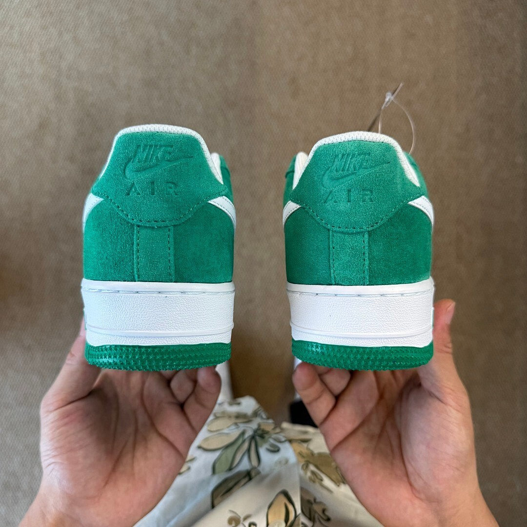 Nike Air Force 1 Low Kelly Green White DZ4764-300