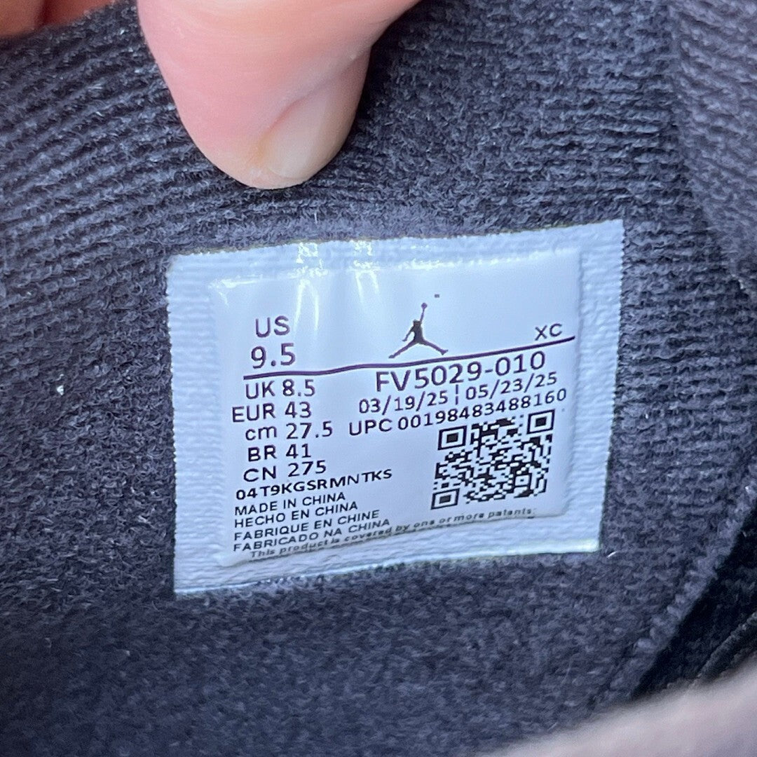 Air Jordan 4 "Black Cat" CU1110-010