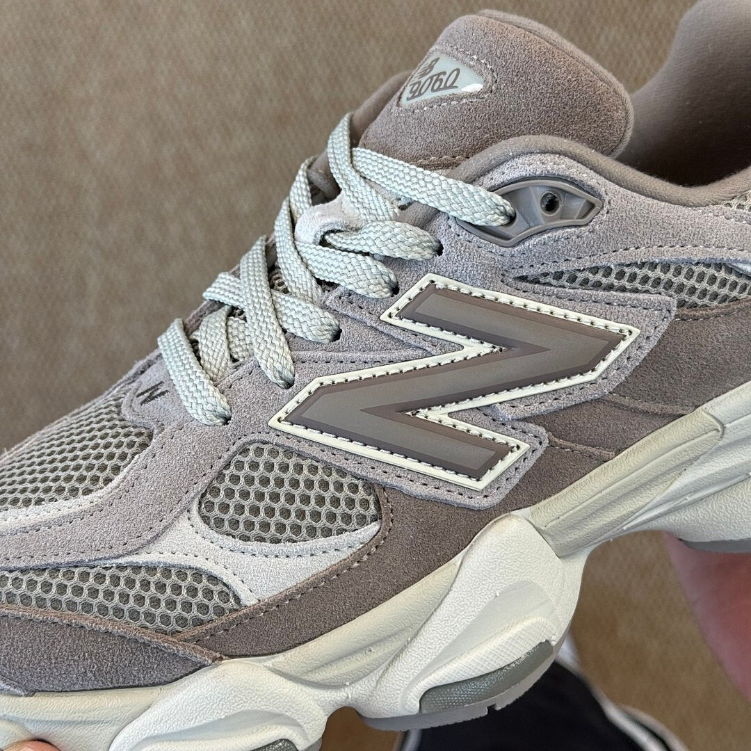 New Balance 9060 Castlerock Raincloud Outer Space U9060GRY