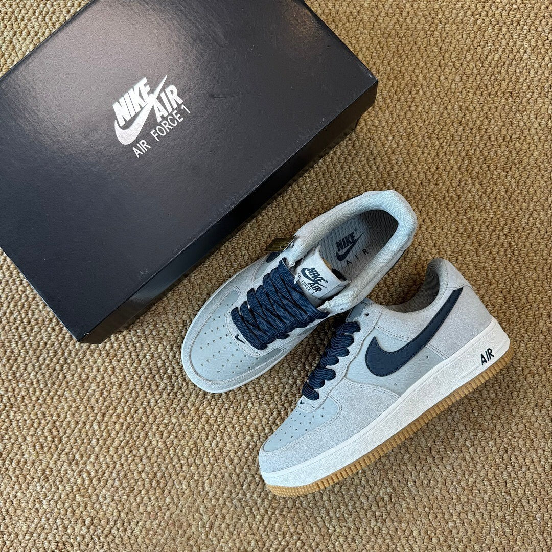 Nike Air Force 1 Low Light Smoke Grey Midnight Navy Gum FN7408-001