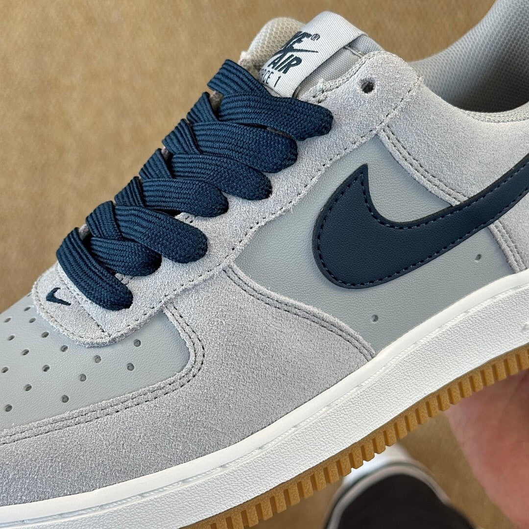 Nike Air Force 1 Low Light Smoke Grey Midnight Navy Gum FN7408-001