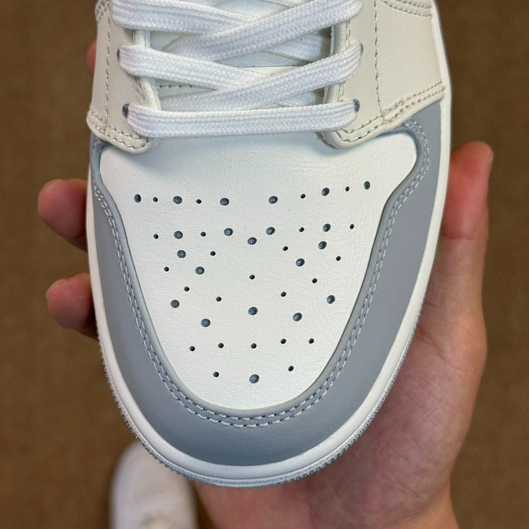 Air Jordan 1 Low SE Bling FJ2260-001