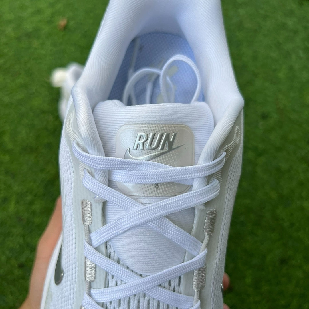 Nike ZoomX Invincible Run Flyknit 3 DV6778-100 White Metallic Silver Pure Platinum