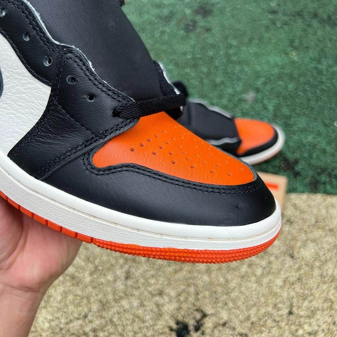 Nike Air Jordan 1 Retro High OG Shattered Backboard 3.0 555088-028