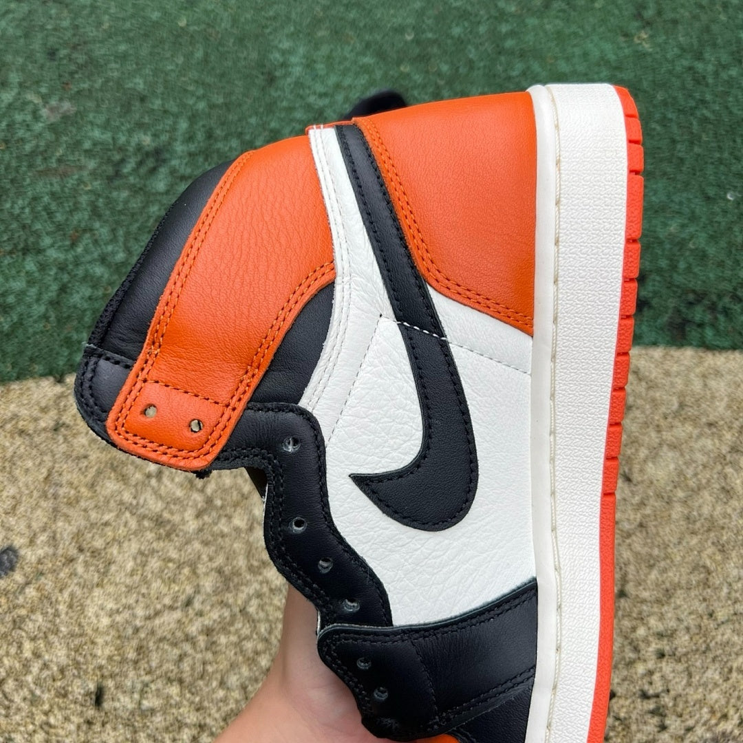 Nike Air Jordan 1 Retro High OG Shattered Backboard 3.0 555088-028