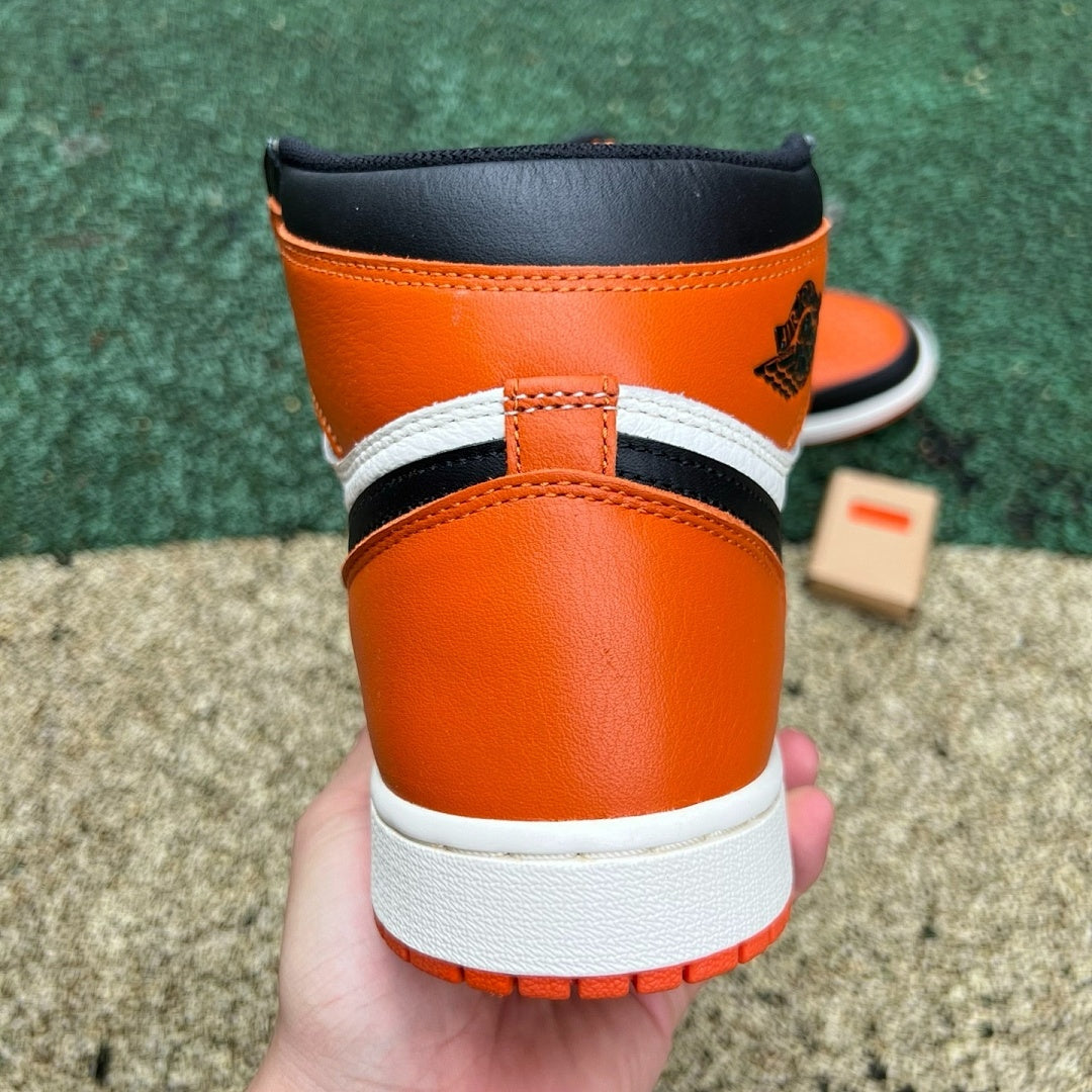 Nike Air Jordan 1 Retro High OG Shattered Backboard 3.0 555088-028