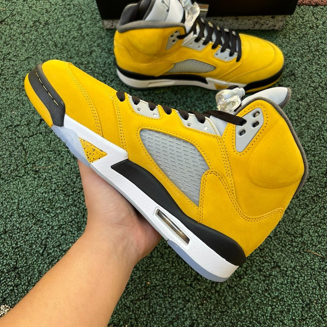 Air Jordan 5 'Michigan' Player Exclusive Amarillo College Navy Wolf Grey Black