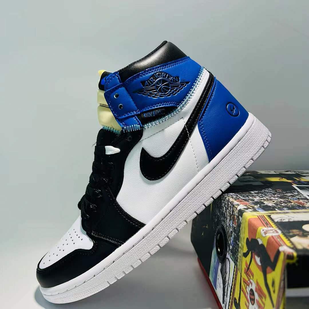 Air Jordan 1 Retro High OG 'Royal Toe' (555088-041) Deconstructed Exposed Foam Tongue White Black Royal Blue