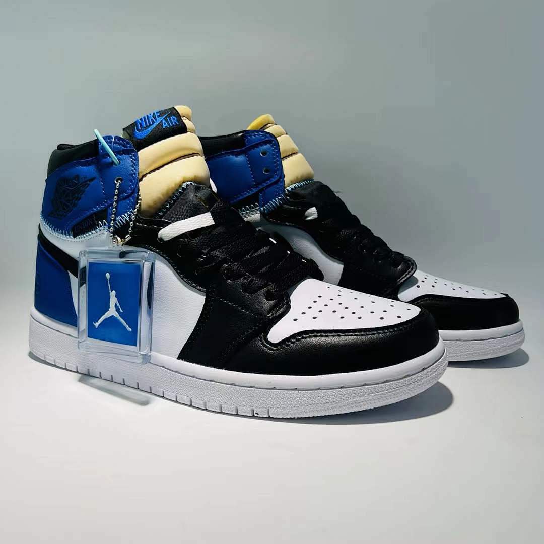 Air Jordan 1 Retro High OG 'Royal Toe' (555088-041) Deconstructed Exposed Foam Tongue White Black Royal Blue