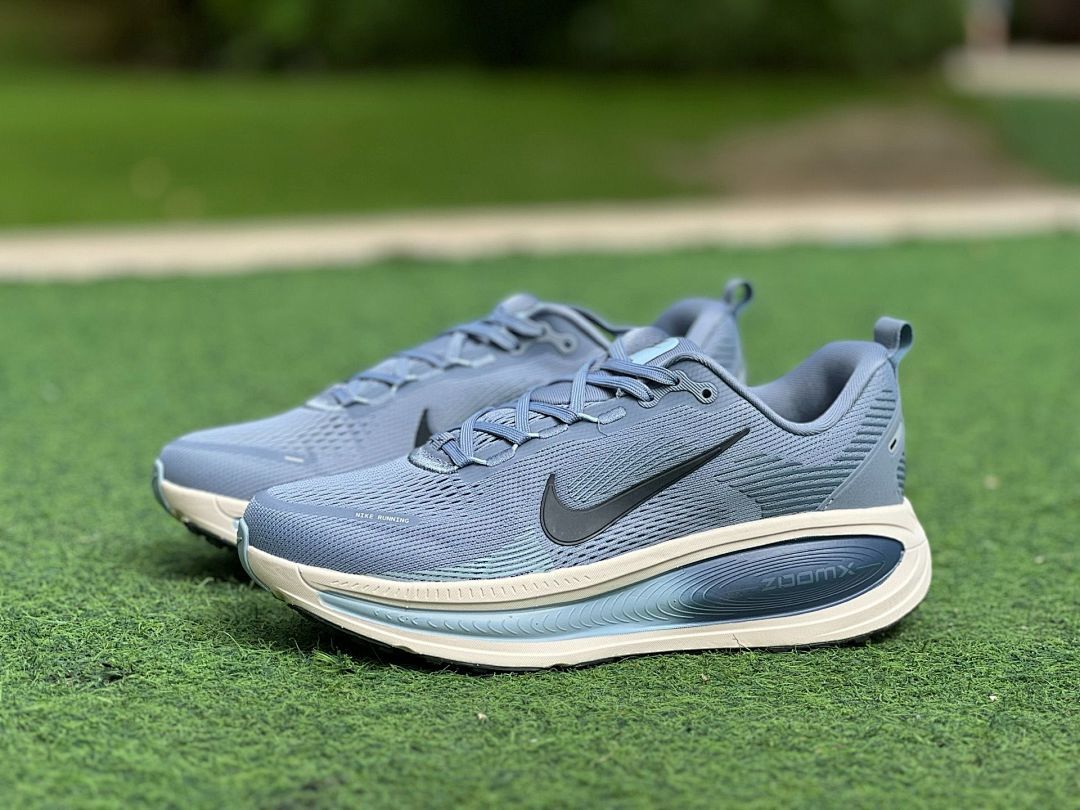 Nike ZoomX Invincible Run Flyknit 3 Football Grey/Summit White/Black/Diffused Blue DR2615-006
