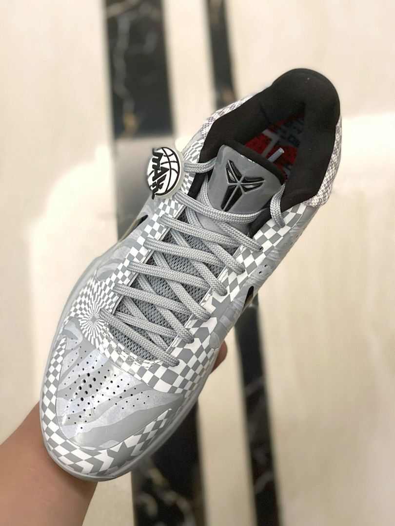 Nike Kobe 5 Protro Grey White Checkerboard Radial Swirl Pattern