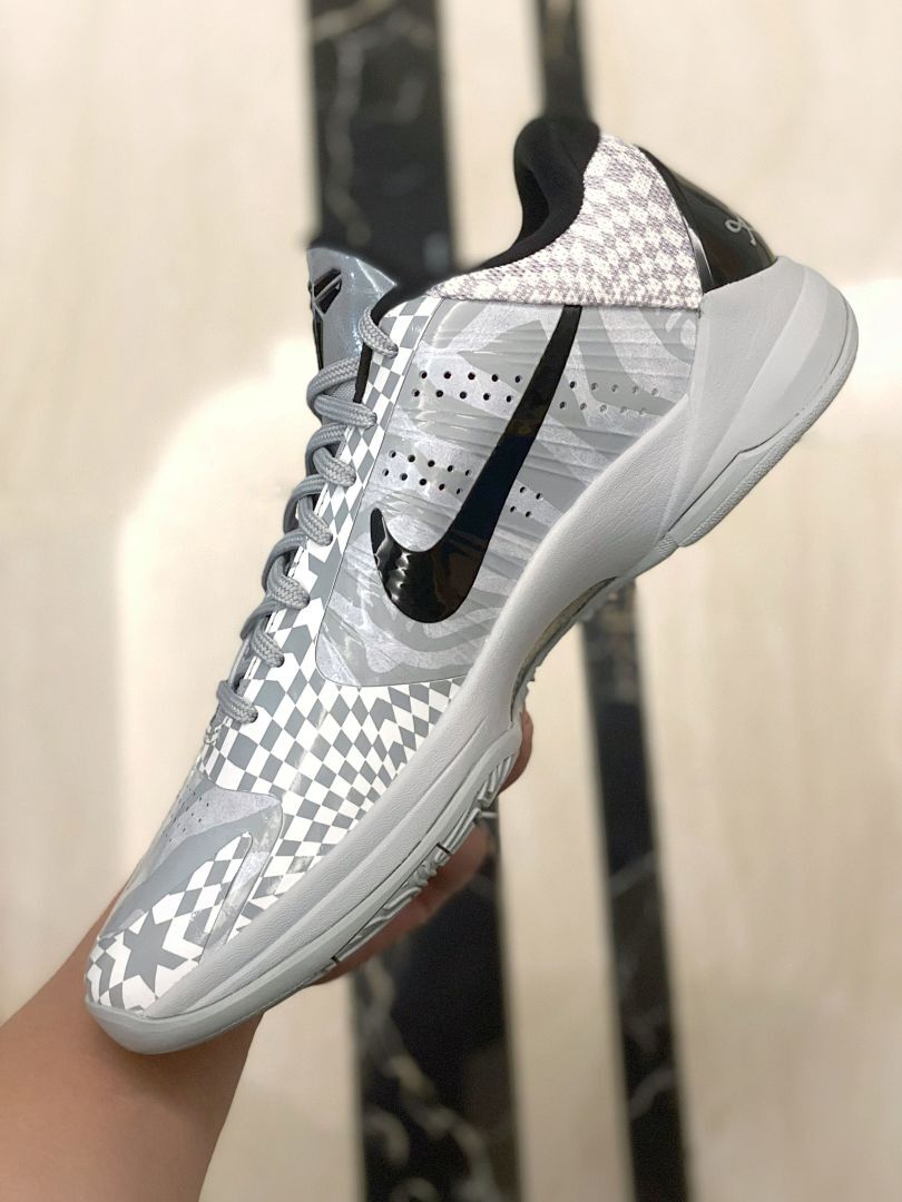 Nike Kobe 5 Protro Grey White Checkerboard Radial Swirl Pattern